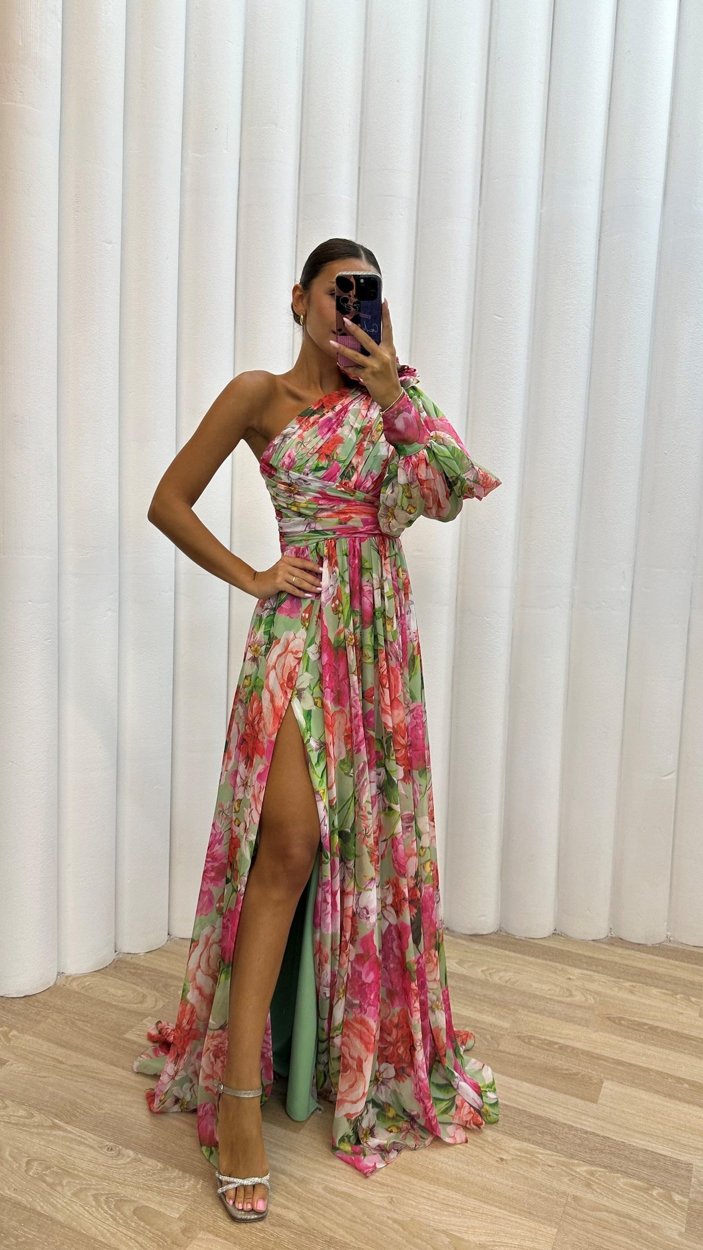Whitney - Vestido Sofisticado e Leve