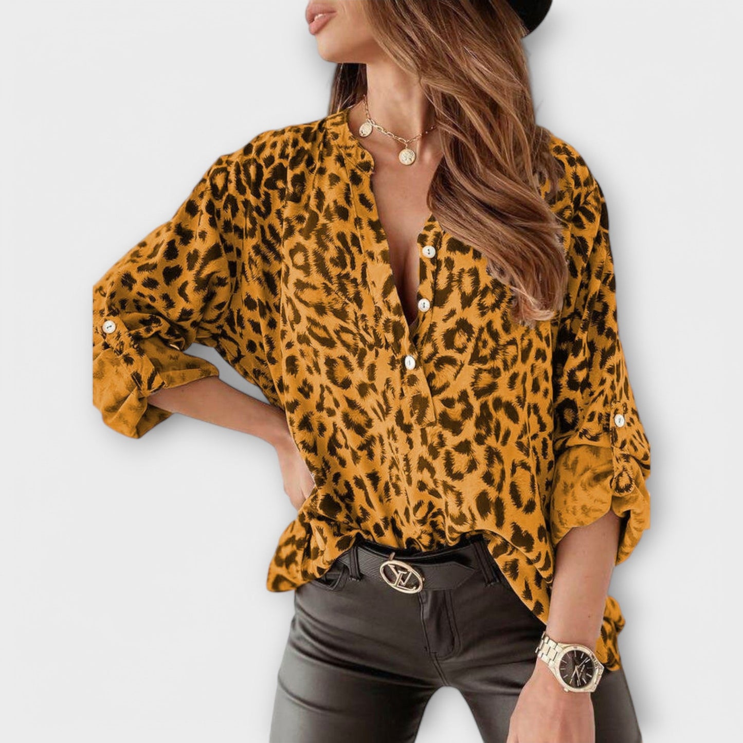 Iara - Blusa Moderna con Estampado de Leopardo