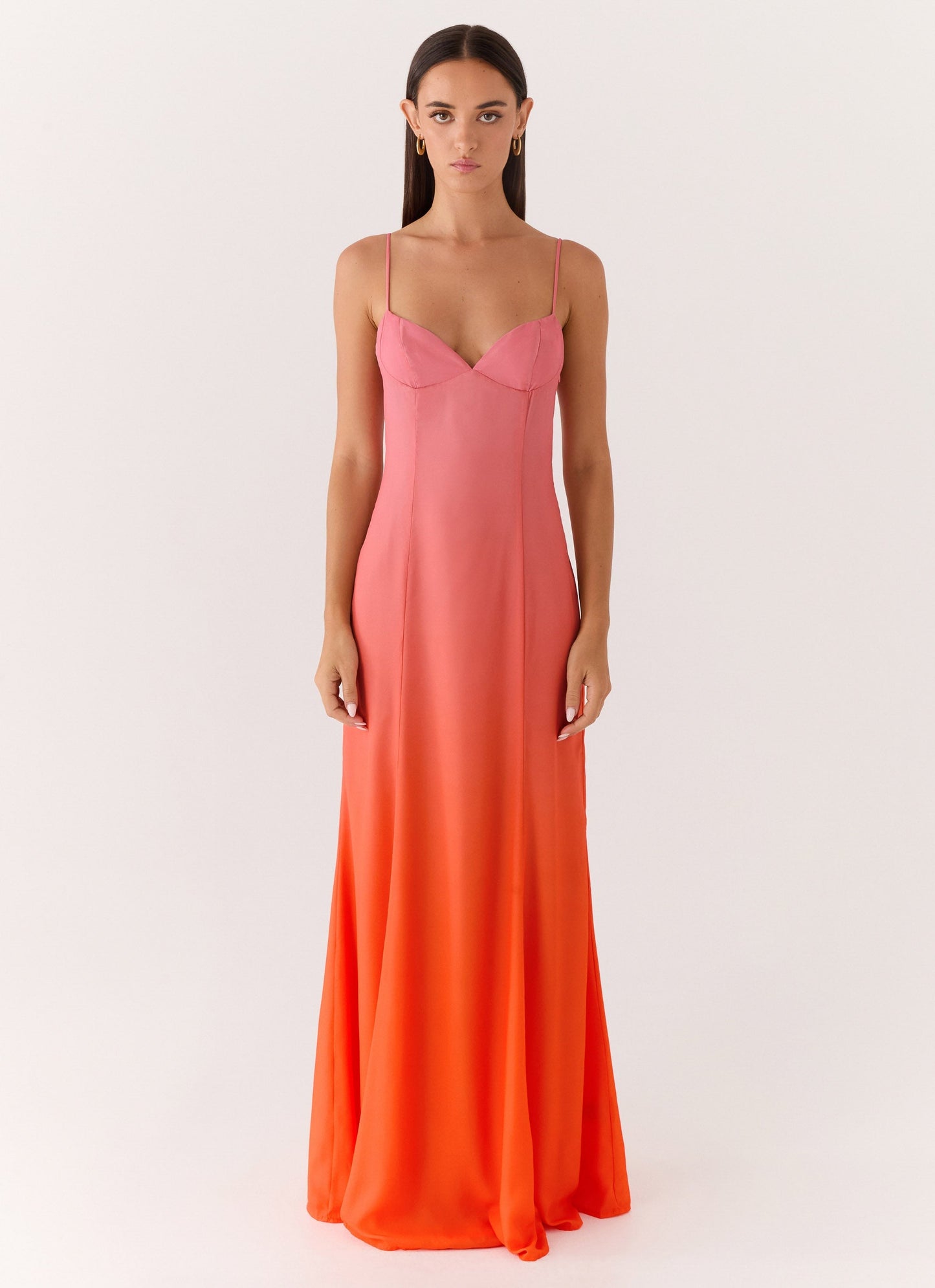 Vestido Maxi Madelyn - Gradiente do Pôr do Sol