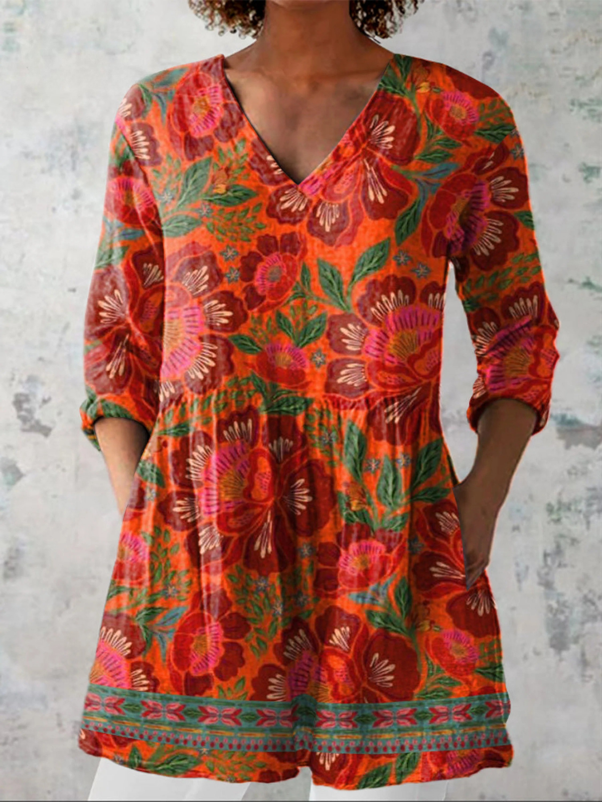 Marion | Blusa Longa com Decote em V Elegante