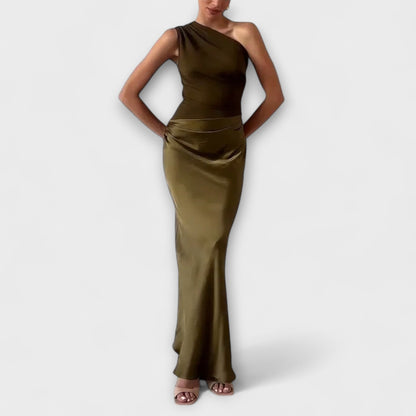Luna - Vestido Assimétrico de Cetim