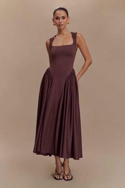 Sara - Vestido Midi de Malha Marrom