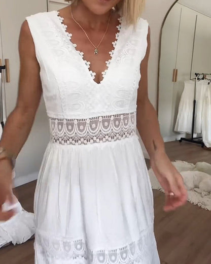 Kim - Vestido de Renda com Decote em V