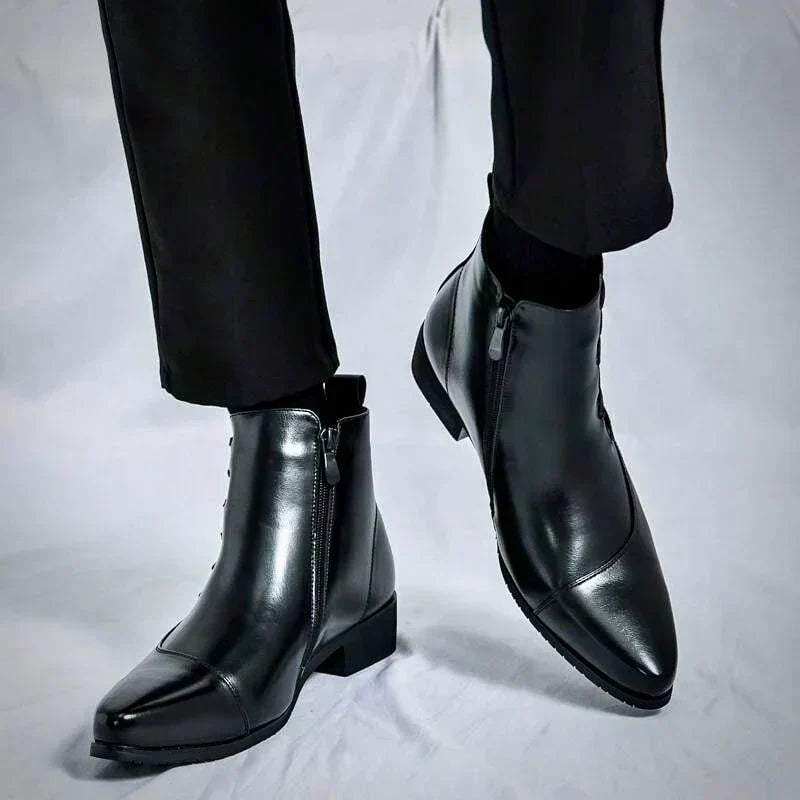 Lourenço - Elegantes Botas de Couro