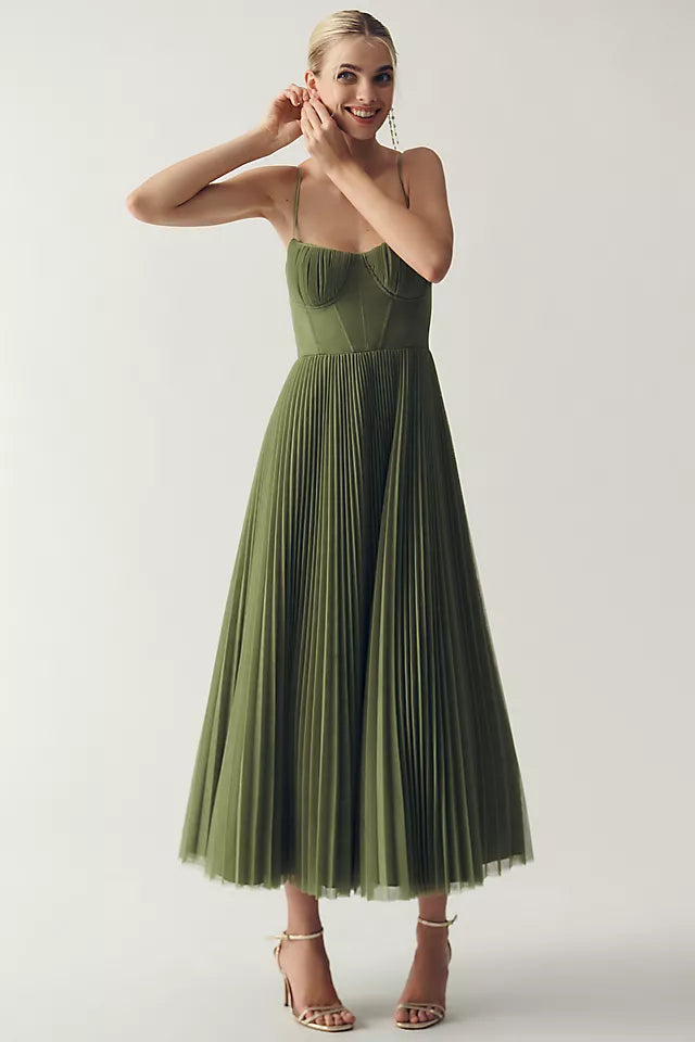Lumira - Elegância Fluida em Tecido Tule