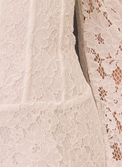 Vestido Mini de Renda Branco com Mangas Longas
