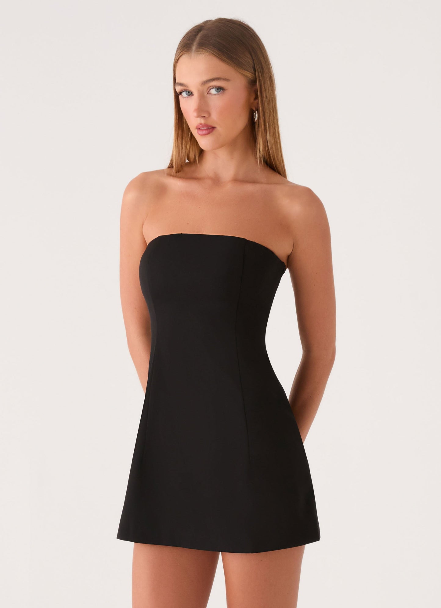 Vestido Mini Della Sem Alças - Cor Preta