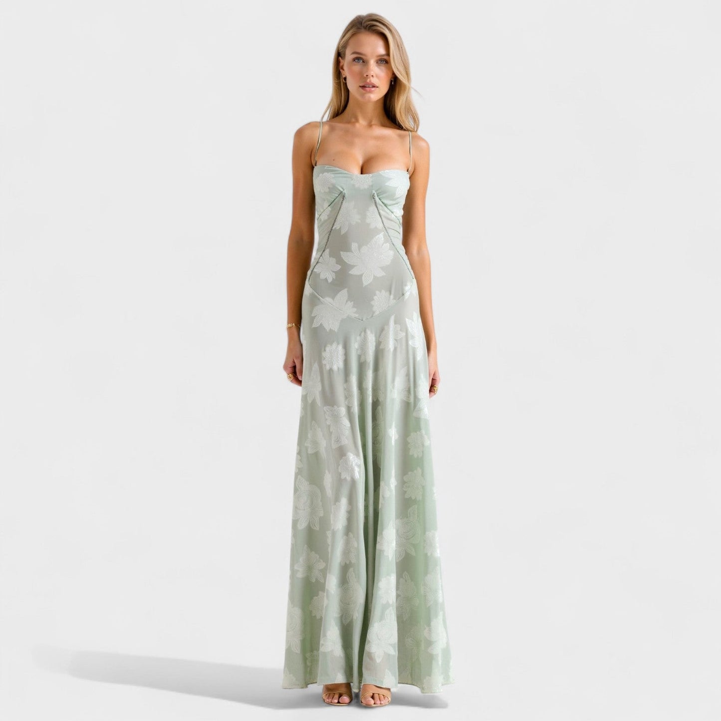 Verona - Maxi Vestido de Renda Floral