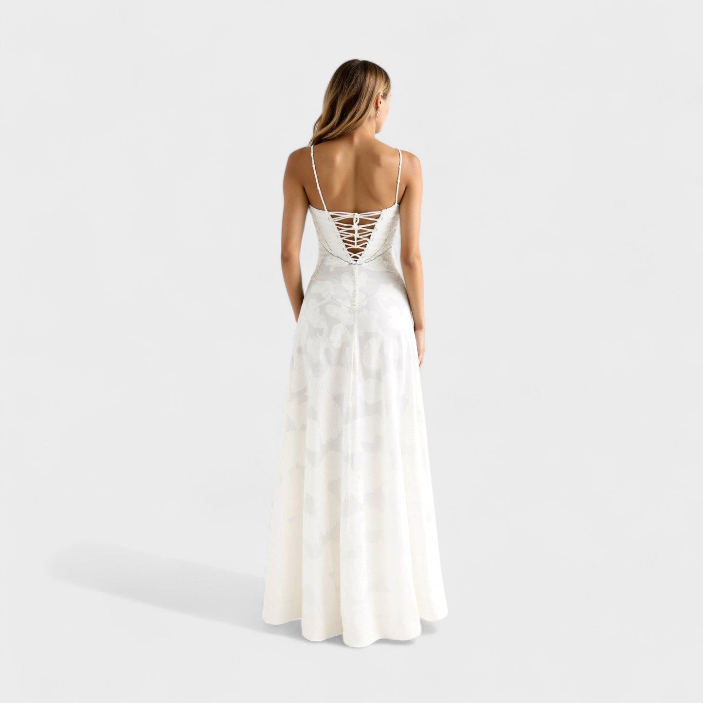 Verona - Maxi Vestido de Renda Floral