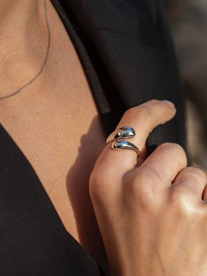 Anillo de gran tamaño