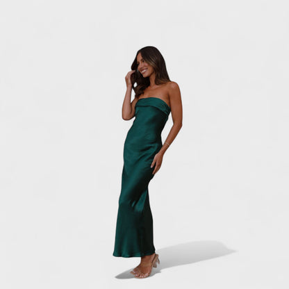 Carmen - Vestido Sem Mangas em Cetim