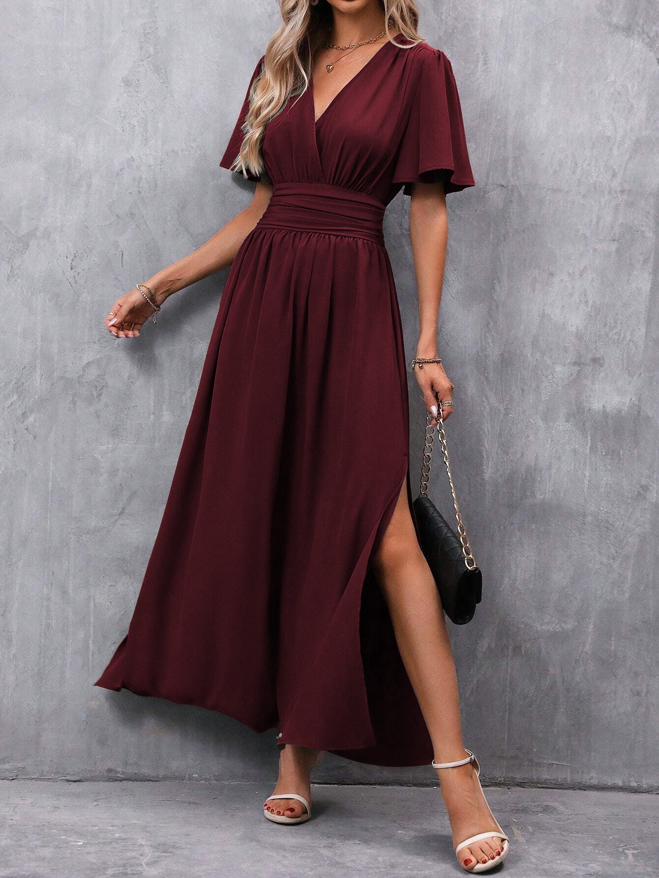 Eterna - Elegante Vestido Maxi Preto