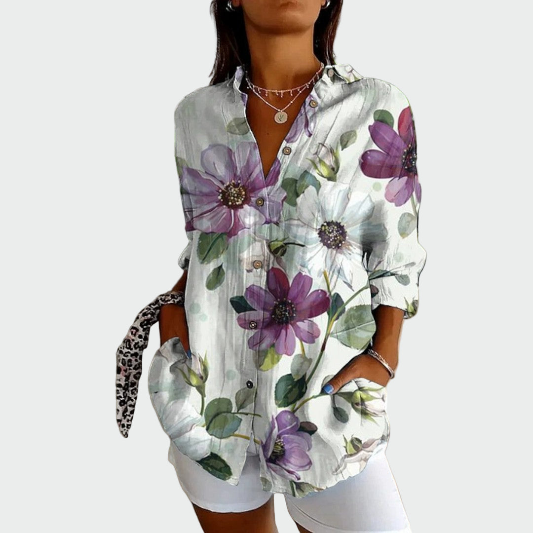 Camisa sofisticada con diseño floral