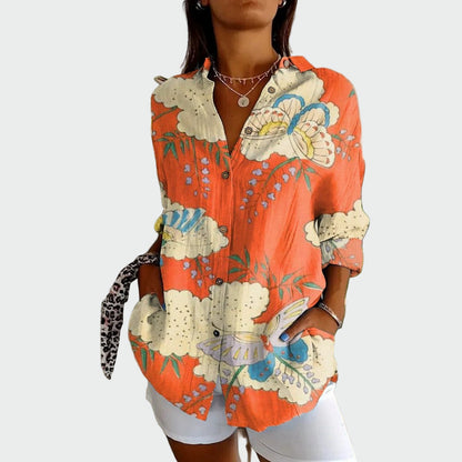 Camisa sofisticada con diseño floral