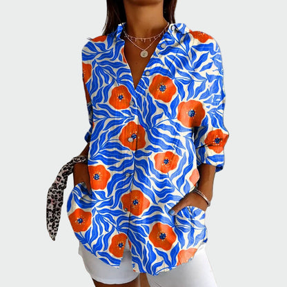 Camisa sofisticada con diseño floral