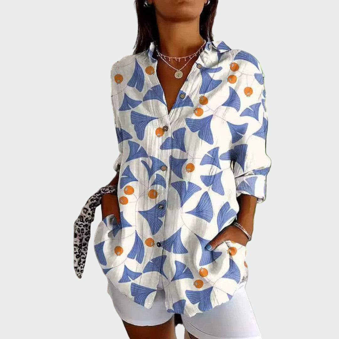 Camisa sofisticada con diseño floral