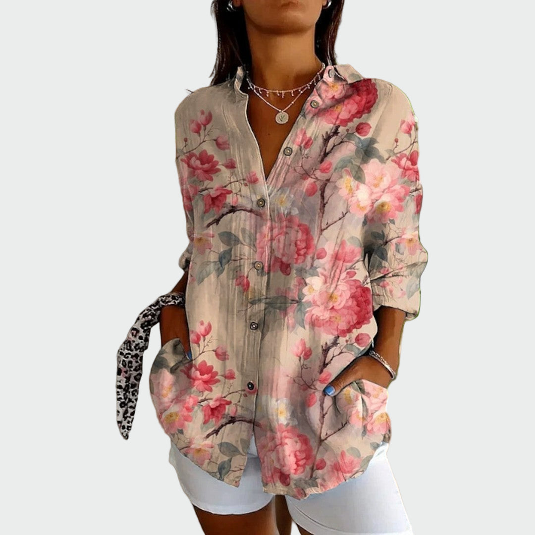 Camisa sofisticada con diseño floral