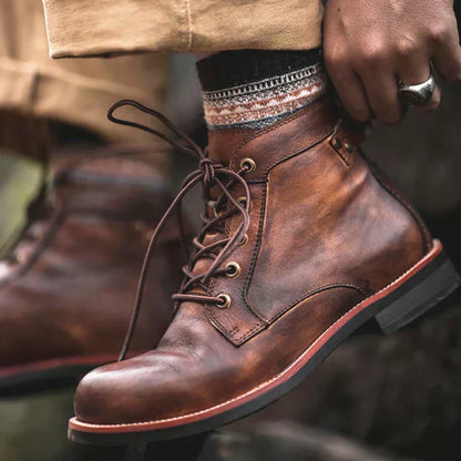 Caio - Botas Retro com Ponta Redonda