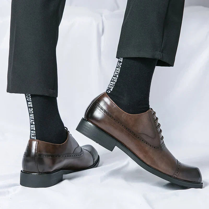 Carlos - Sapatos Clássicos Elegantes