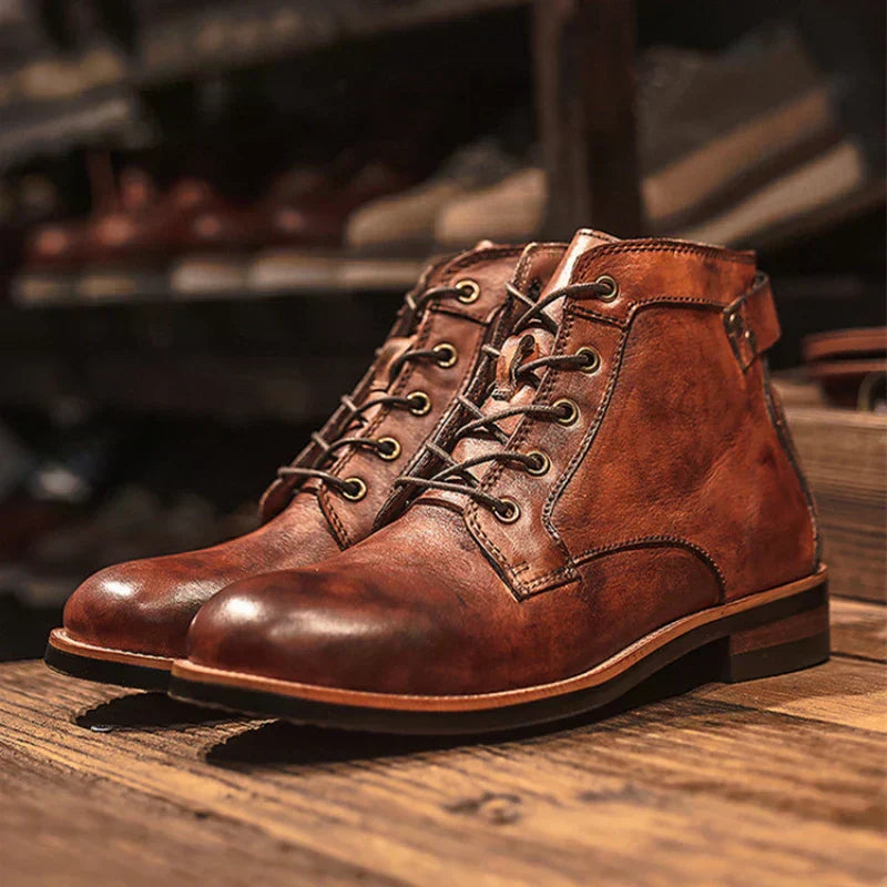 Caio - Botas Retro com Ponta Redonda