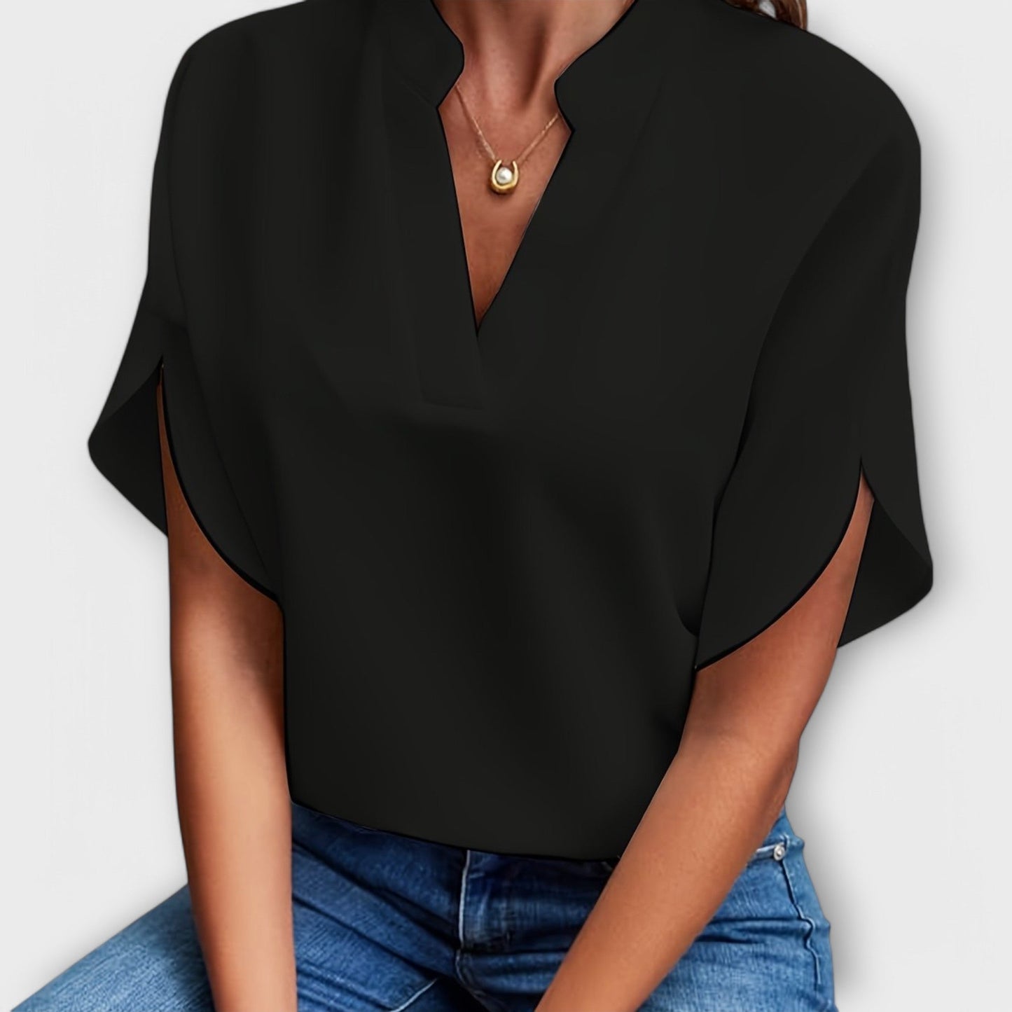 Viviana - Lightweight Women's Blouse