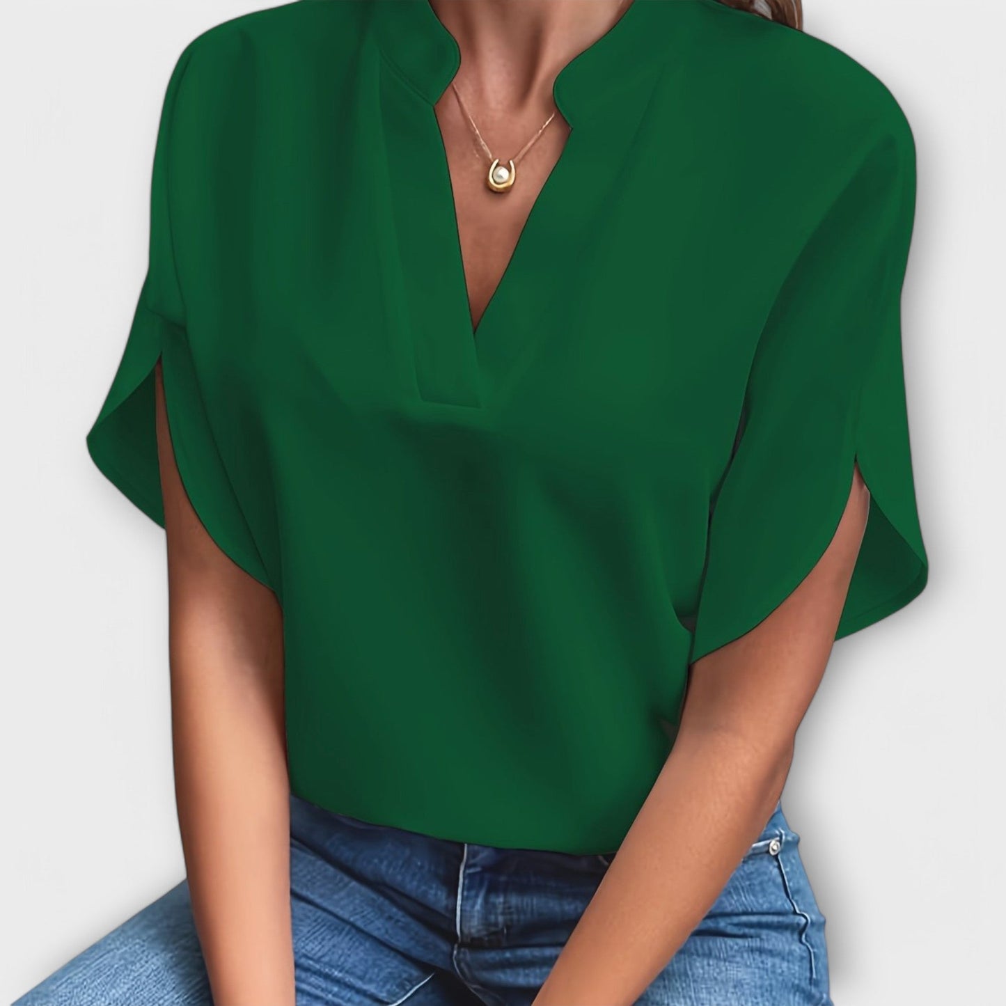 Viviana - Lightweight Women's Blouse
