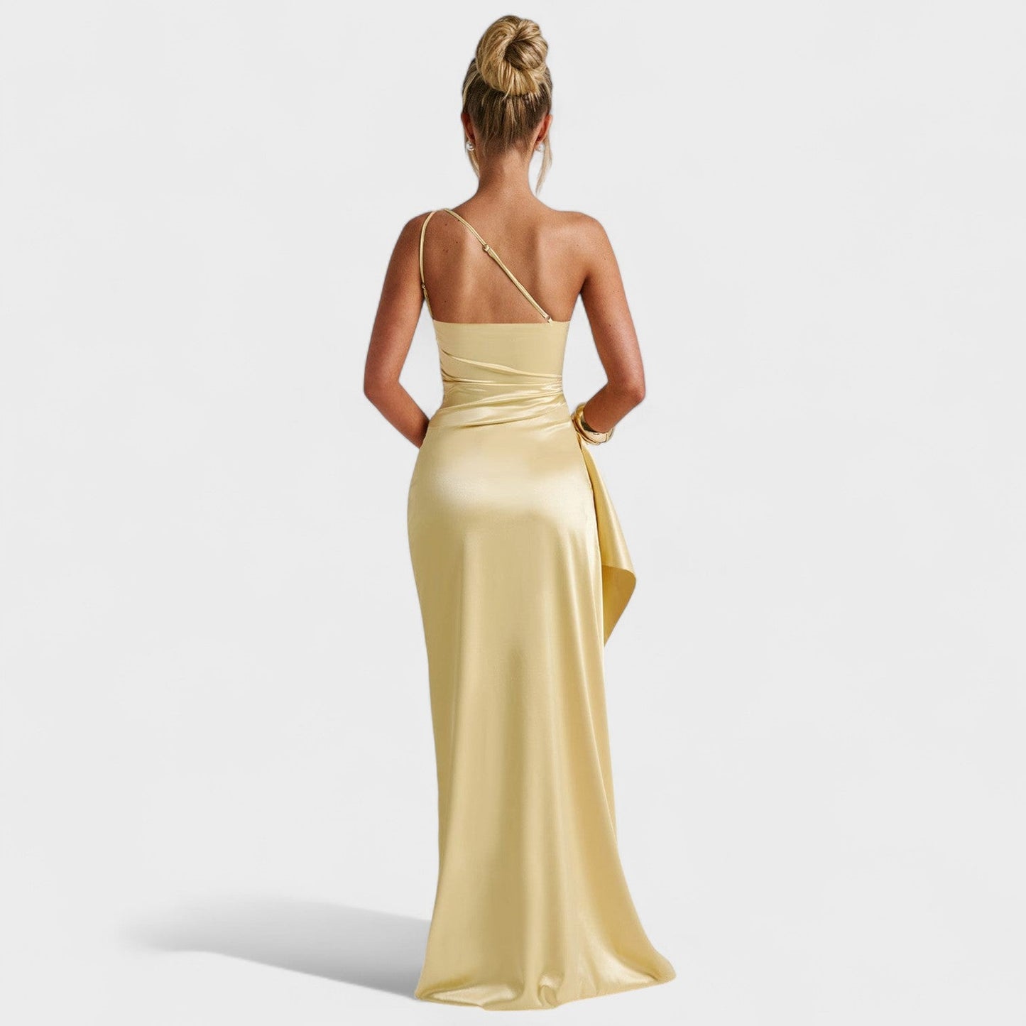 Ariel - Vestido Assimétrico de Cetim