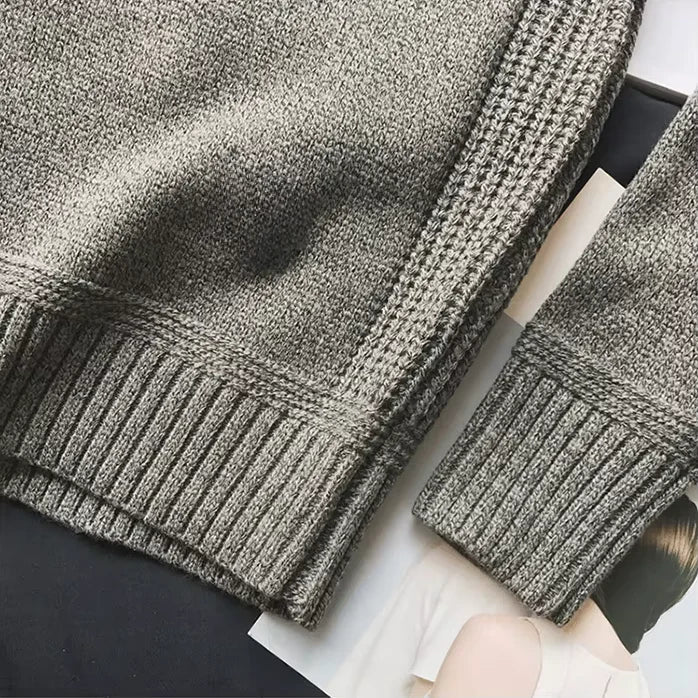 João - Cozy Pullover Paradise