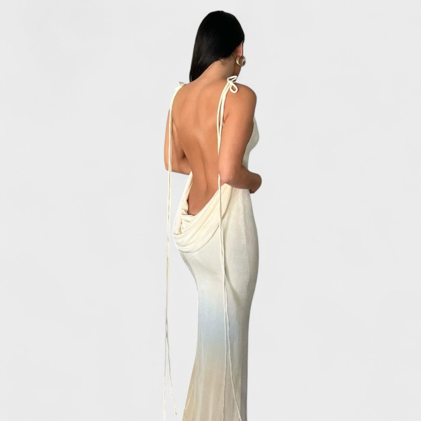 Luna - O vestido que valoriza suas curvas