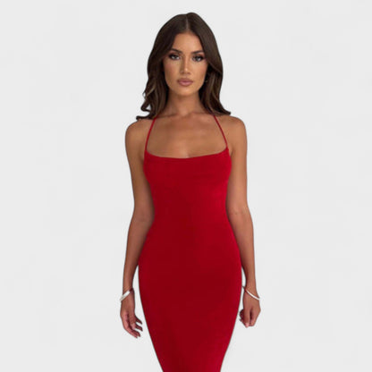 Luna - O vestido que valoriza suas curvas