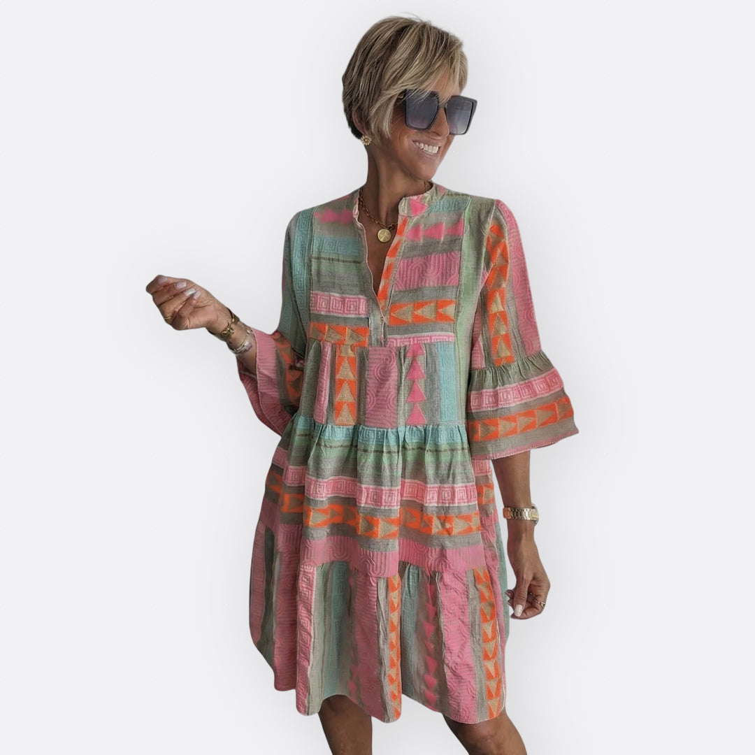 Madalena - Vestido Boho em Camadas com Silhueta Fluida