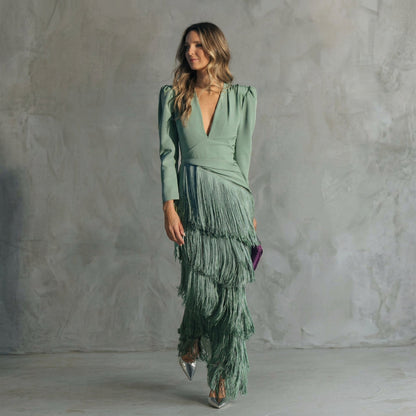 Gabriela - Vestido Longo com Franjas e Decote em V