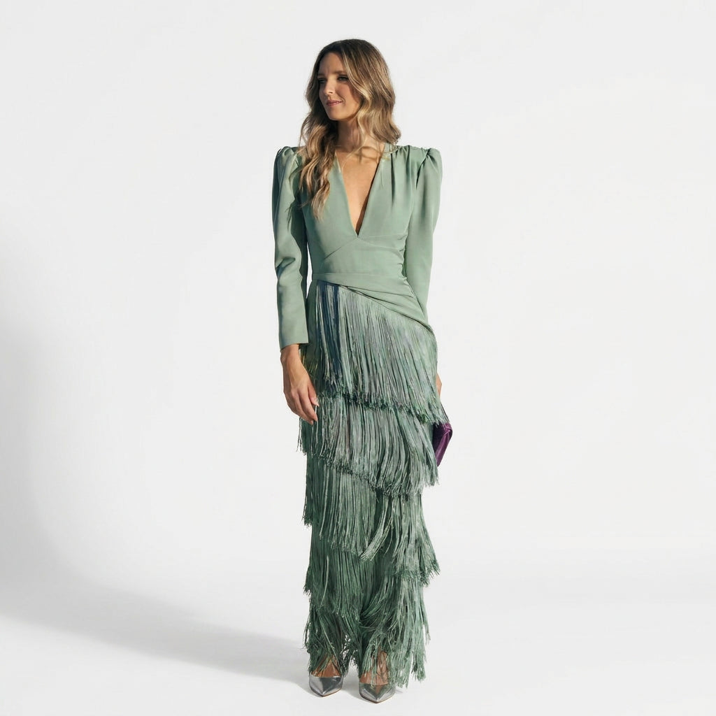 Gabriela - Vestido Longo com Franjas e Decote em V