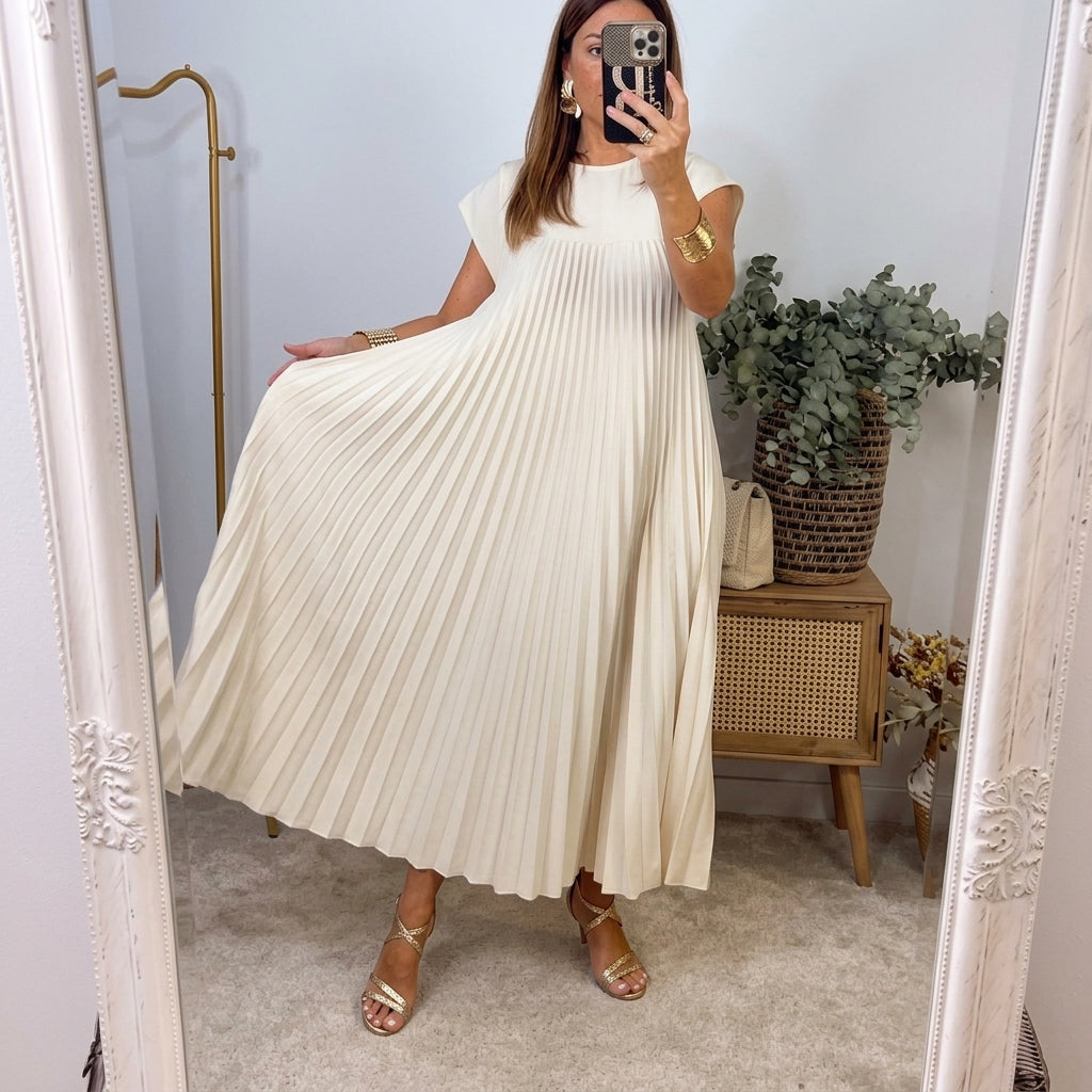 Ana - Vestido Clássico e Confortável