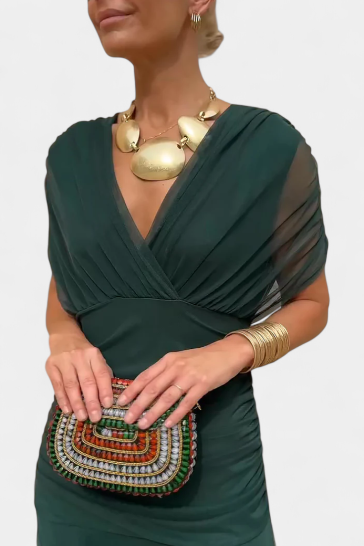 Luana - Vestido Chic con Escote en V
