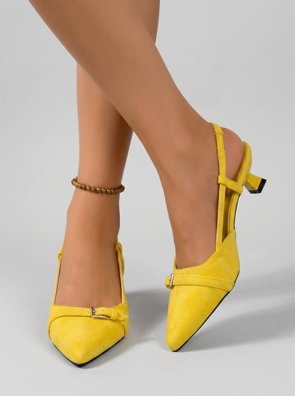Sapatos Slingback de Bico Fino – Elegância Verão 2026